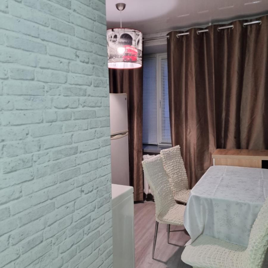Шерлок Apartment เครเมนชุก ภายนอก รูปภาพ